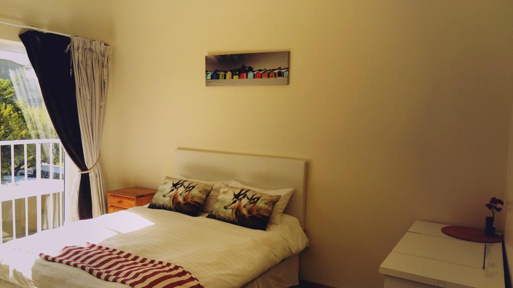 12 Greenpoint Guesthouse Cape Town Dış mekan fotoğraf