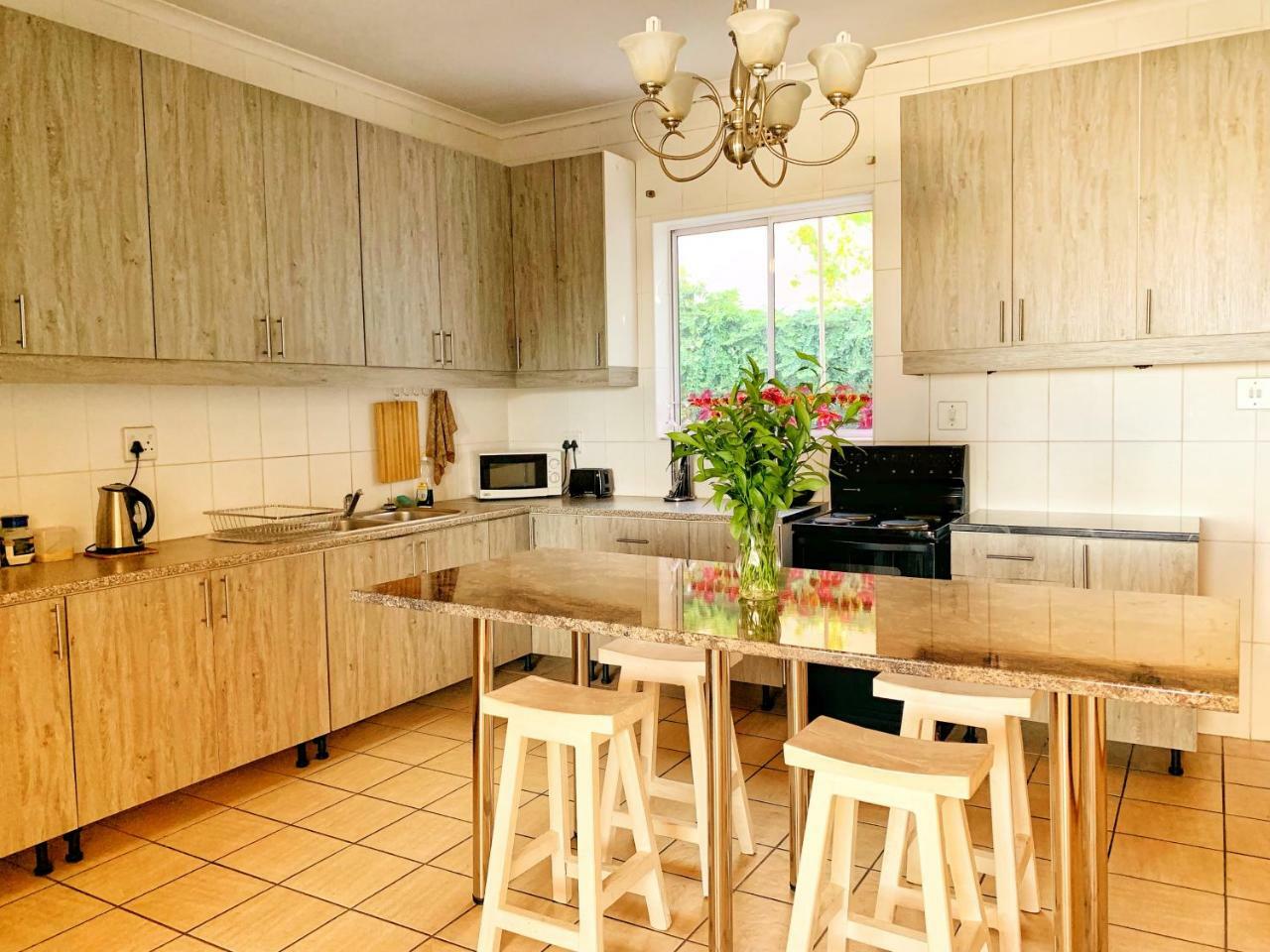 12 Greenpoint Guesthouse Cape Town Dış mekan fotoğraf