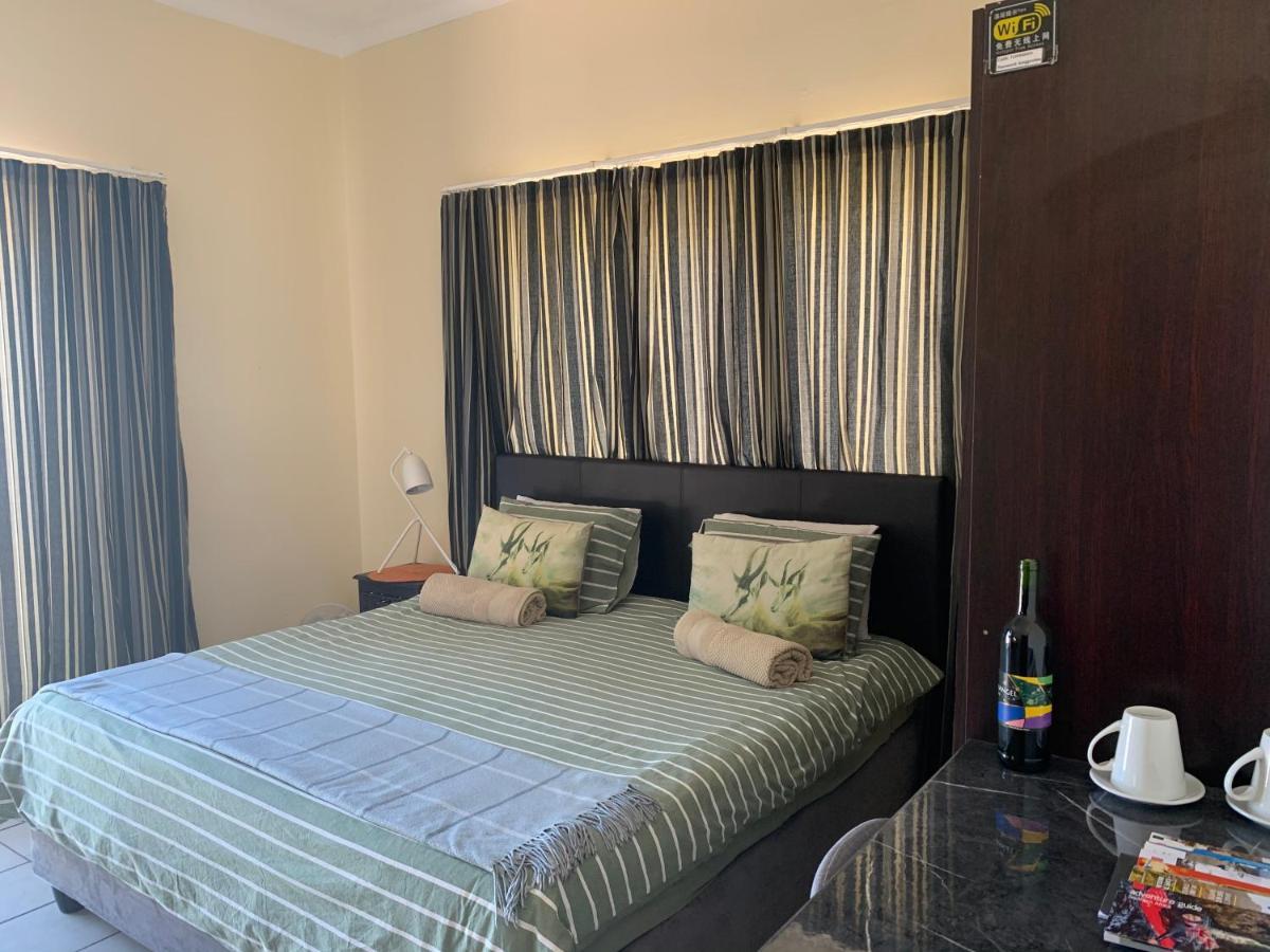 12 Greenpoint Guesthouse Cape Town Dış mekan fotoğraf